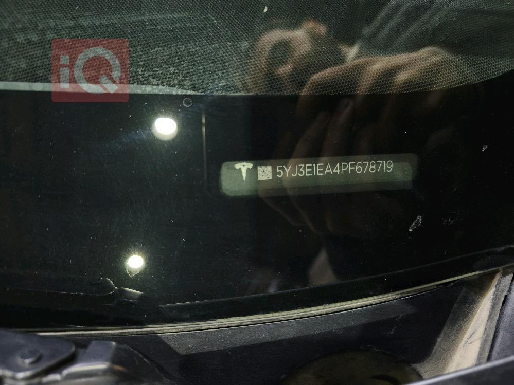 تسلا موديل 3